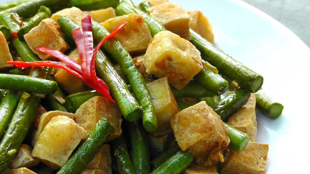 Vietnamesisches Zitronengras Tofu mit grünen Bohnen – International Vegan
