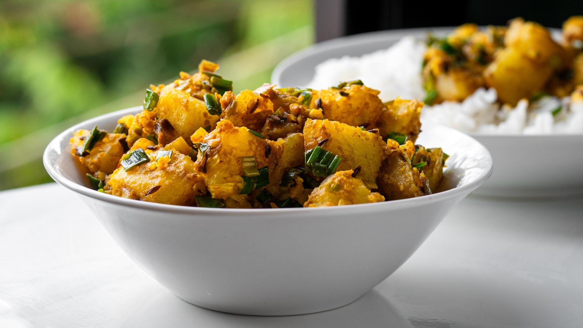 Indische Kartoffeln mit FrühlingszwiebelnAloo Hara Pyaz